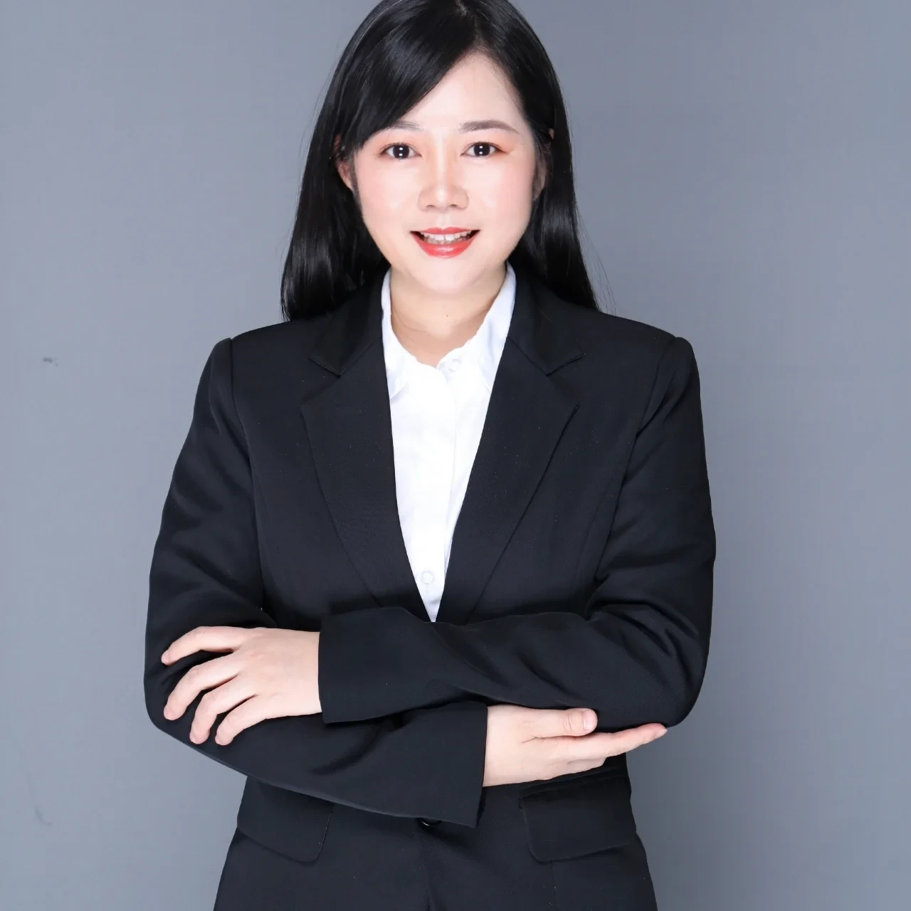 Candy - Senior Sales