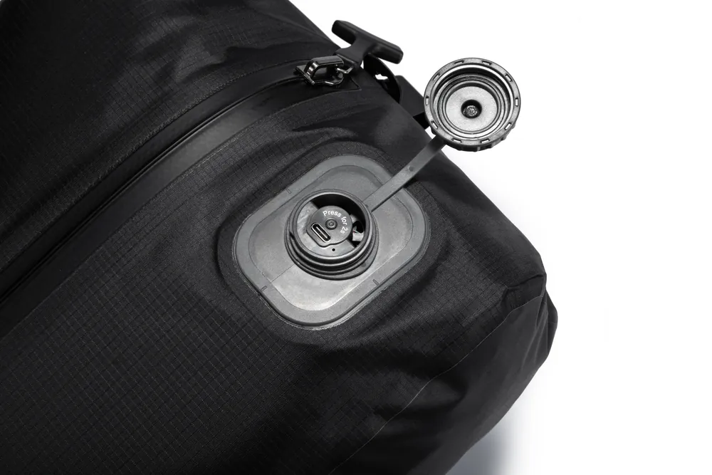 Vacuum storage system