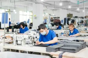 Bag Cost & MOQ Decoded: A Guide for Brands