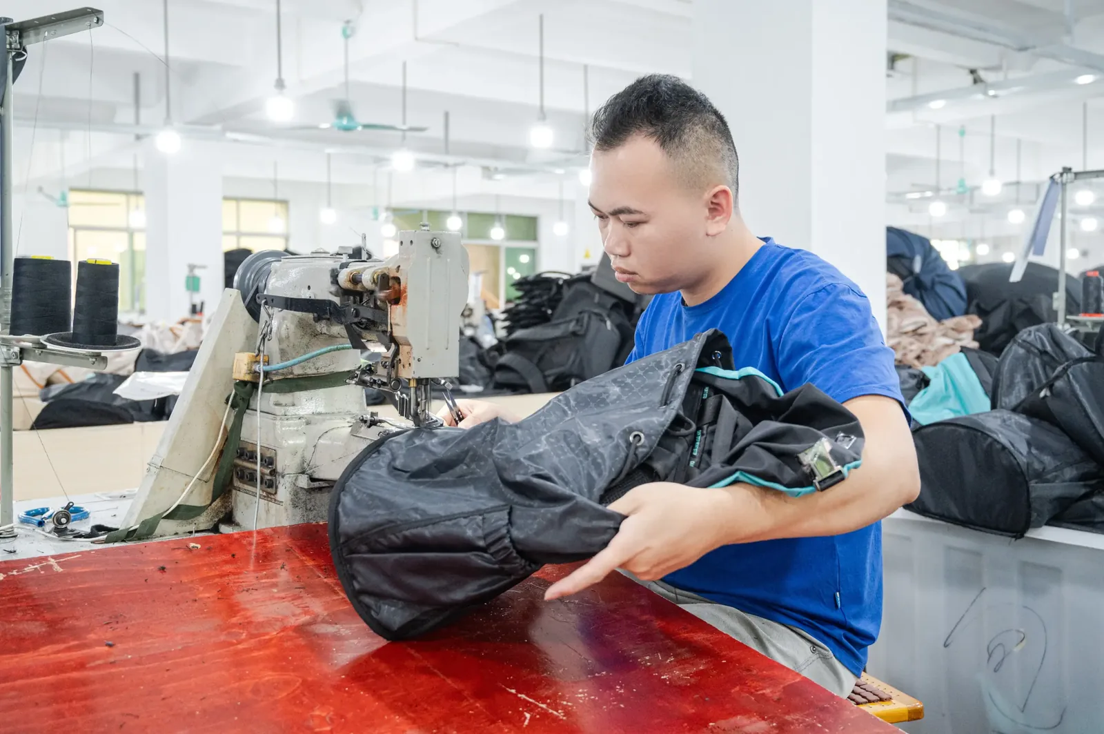 School Backpack Manufacturing