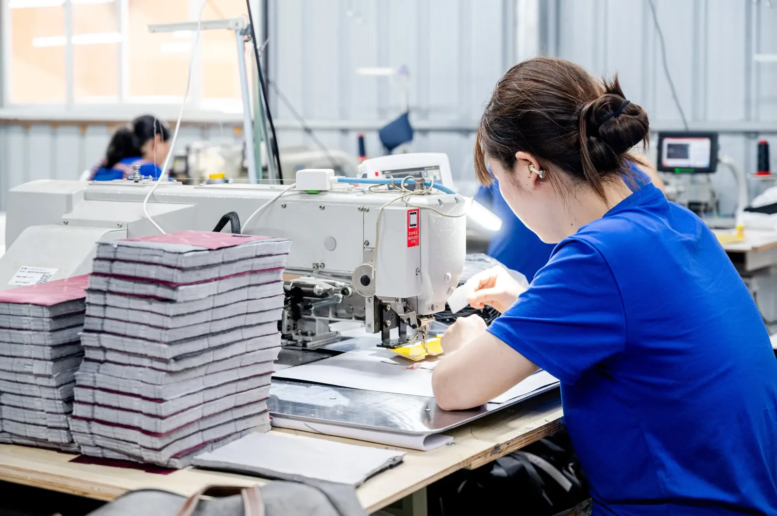 29 years manufacturing excellence in aluminum luggage
