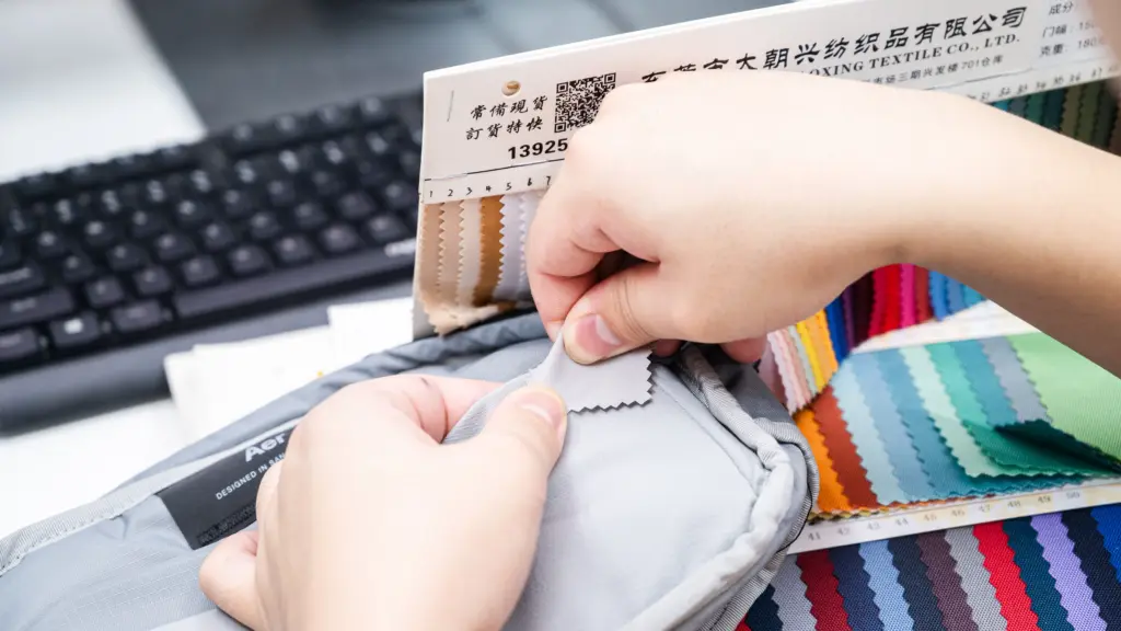 REACH and CPSIA Compliance for Bags: Selling Safely into the US and EU